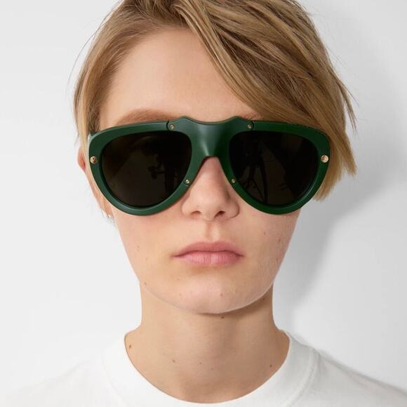 New, BURBERRY Sunglasses B4433-U 4138/71 Authentic - Picture 9 of 15